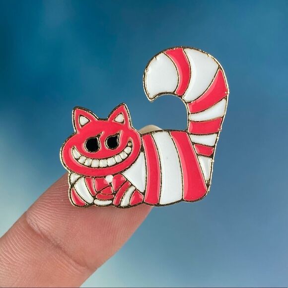Cheshire Alice Wonderland Collection Enamel Pin - Picture 1 of 6